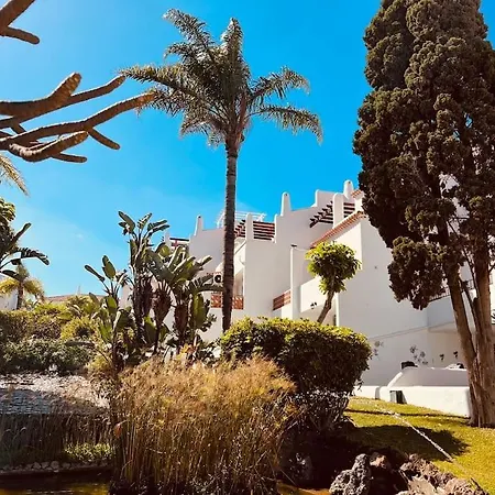 Elegant In Amarilla Golf - Fw 411 San Miguel de Abona