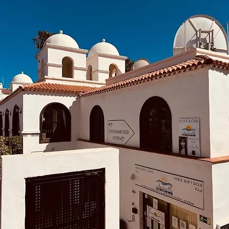 Elegant In Amarilla Golf - Fw 411 * San Miguel de Abona