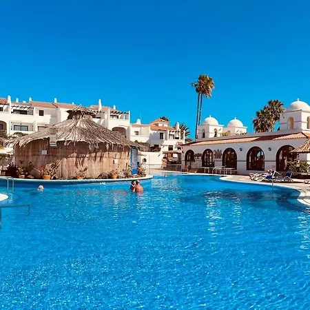 Elegant In Amarilla Golf - Fw 411 San Miguel de Abona