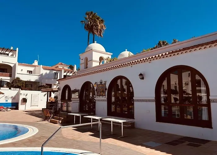 Elegant In Amarilla Golf - Fw 411 شقة *