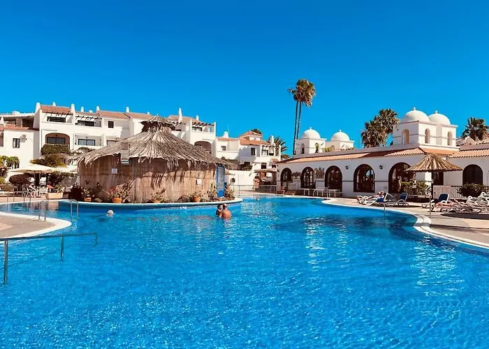 Elegant In Amarilla Golf - Fw 411 سان ميغيل ذي أبونا