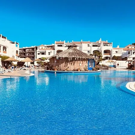 Elegant In Amarilla Golf - Fw 411 * 圣米格尔德阿沃纳